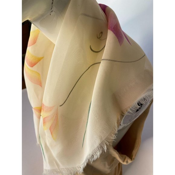 Spring Flowers Vintage Scarf - Picture 14 of 16